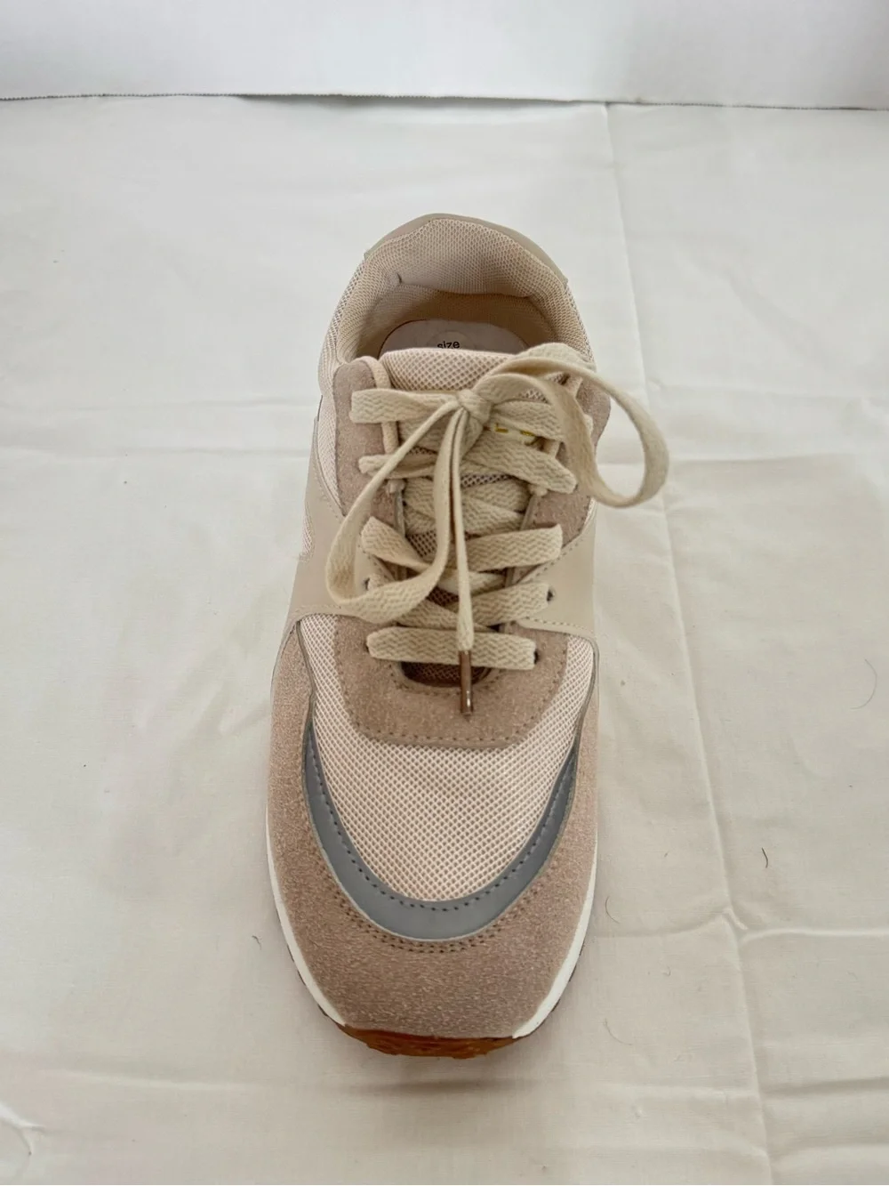 Rachel Zoe Beige and Tan Women's Sneakers - Casual Runner Style Size 9
